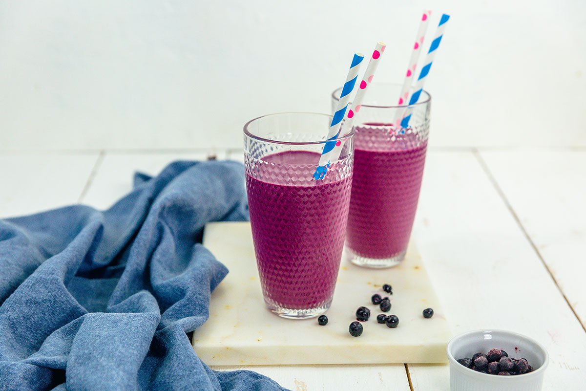 Beeren-Smoothie aus dem Thermomix in zwei Gläsern