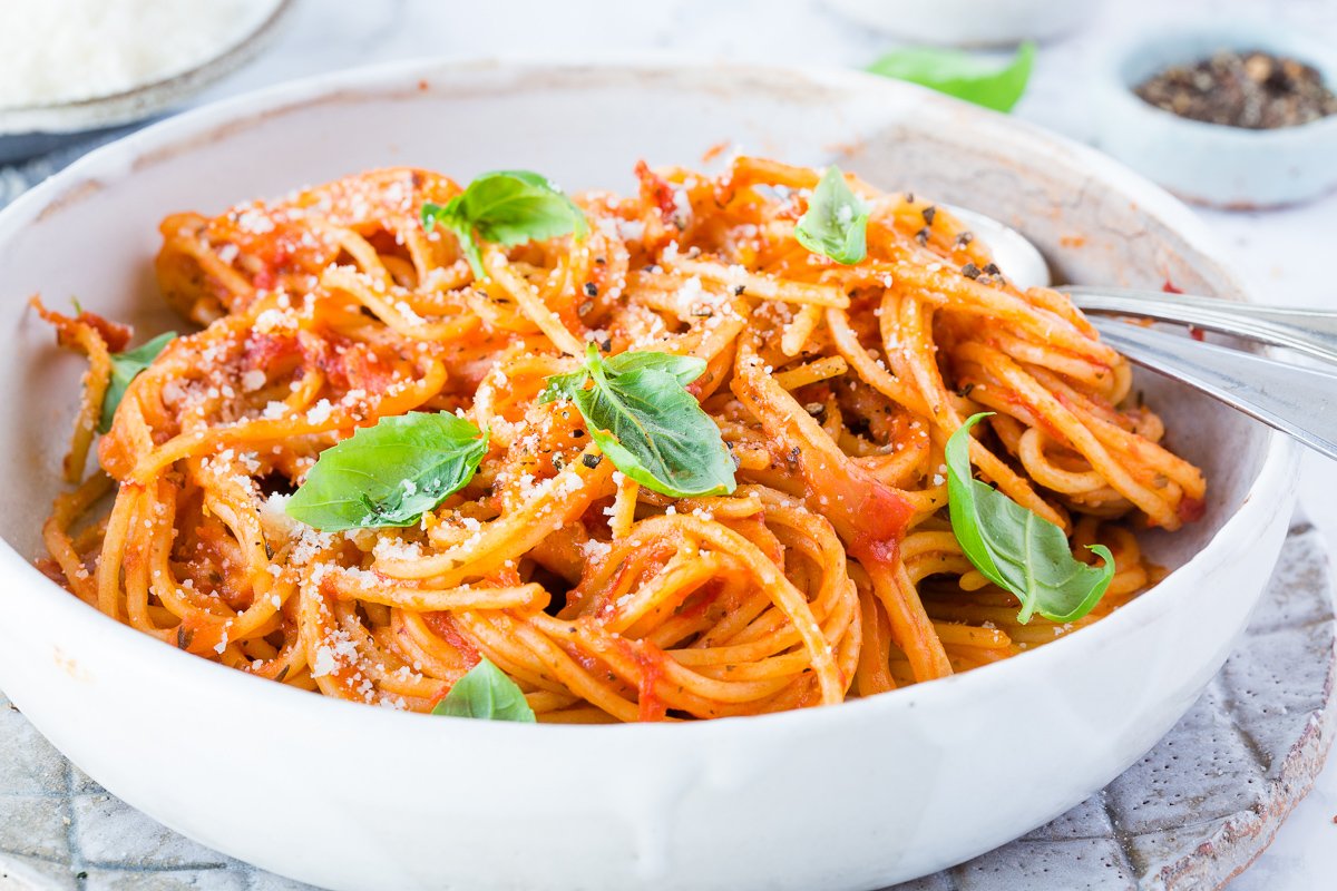 Thermomix Spaghetti mit Tomatensauce